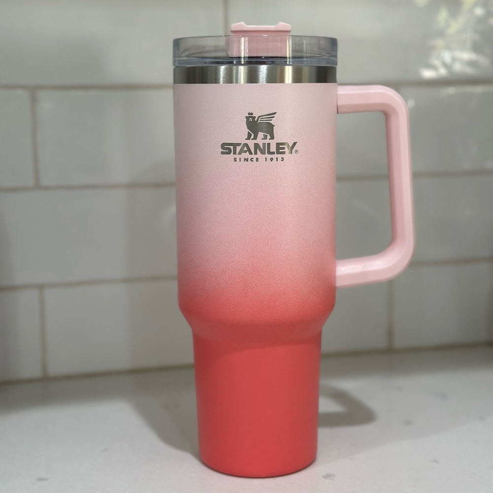 Rare like NEW Stanley! 40 oz Quencher. Petal/coral ombré